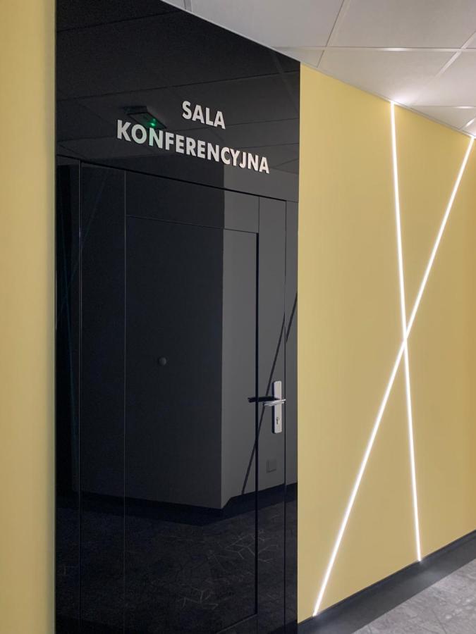 Hotel Coliber Klobuck Экстерьер фото