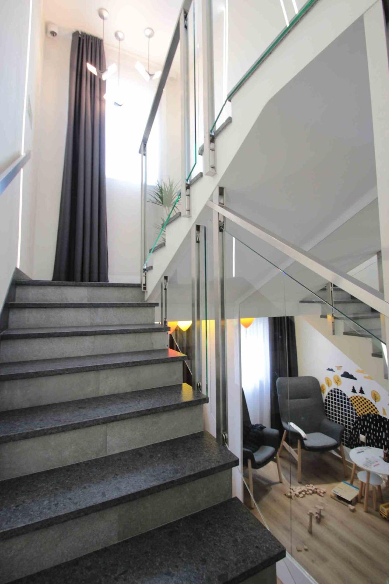 Hotel Coliber Klobuck Экстерьер фото